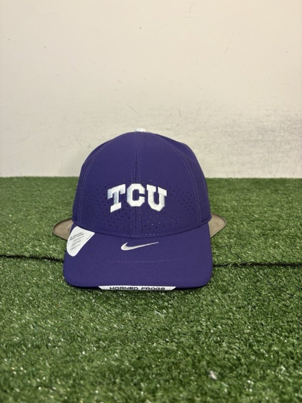 TCU Horned frogs hat cap strap back purple white nike legacy91 breathable mens